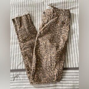 Jessica Simpson “kiss me super skinny” Leopard Print size 26